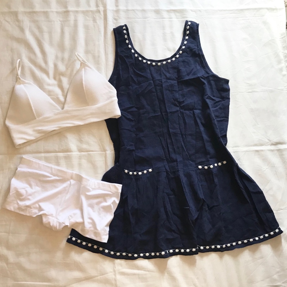 NWOT Swimsuit Cover Up